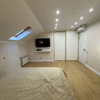 Продается 3-х комнатная квартира, 101,7 м²