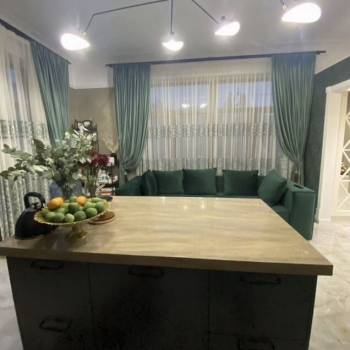 Продается 3-х комнатная квартира, 101,7 м²