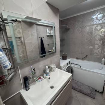 Сдается Многокомнатная квартира, 93 м²