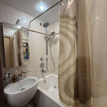 Продается 2-х комнатная квартира, 65 м²