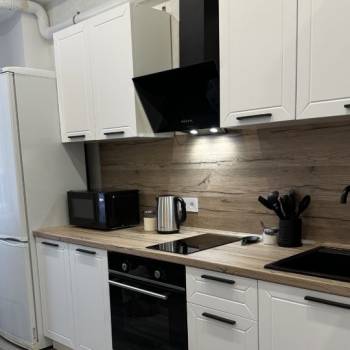 Продается 1-комнатная квартира, 37 м²