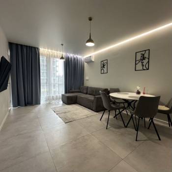 Продается 1-комнатная квартира, 37 м²