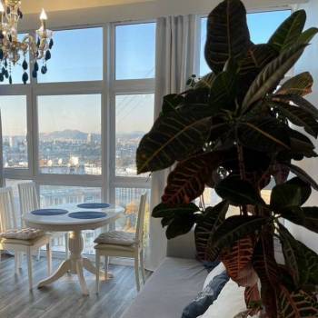 Сдается 1-комнатная квартира, 42 м²