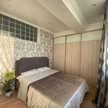 Сдается 1-комнатная квартира, 42 м²