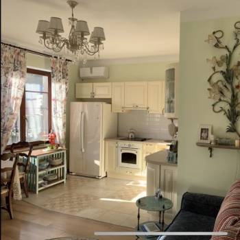 Продается 3-х комнатная квартира, 102 м²