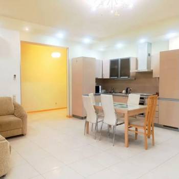Сдается Многокомнатная квартира, 90 м²
