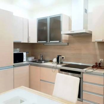 Сдается Многокомнатная квартира, 90 м²