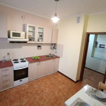Сдается 2-х комнатная квартира, 70 м²