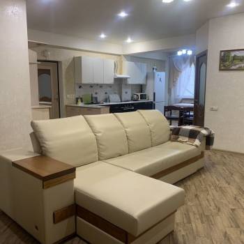 Продается Многокомнатная квартира, 74,7 м²