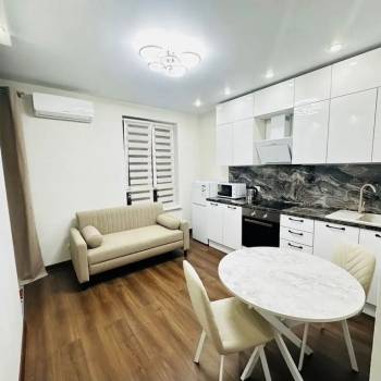 Продается 1-комнатная квартира, 30,5 м²