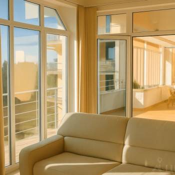 Сдается 2-х комнатная квартира, 90 м²