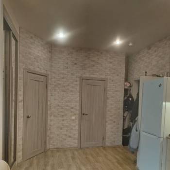 Сдается Многокомнатная квартира, 60 м²