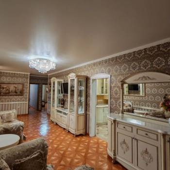Сдается Многокомнатная квартира, 75,8 м²