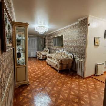Сдается Многокомнатная квартира, 75,8 м²