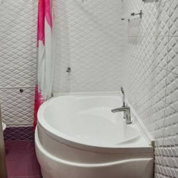 Сдается Многокомнатная квартира, 75,8 м²