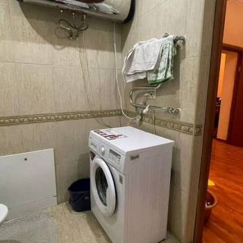 Продается 1-комнатная квартира, 61,9 м²