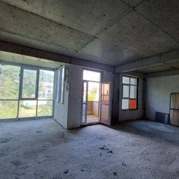 Продается 1-комнатная квартира, 70,1 м²