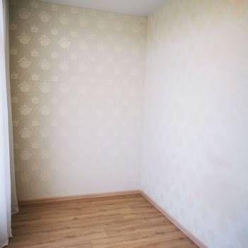 Продается 1-комнатная квартира, 42,4 м²