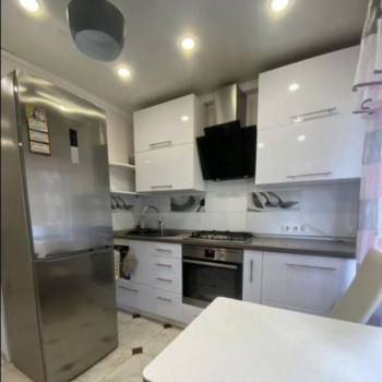 Сдается 1-комнатная квартира, 43 м²