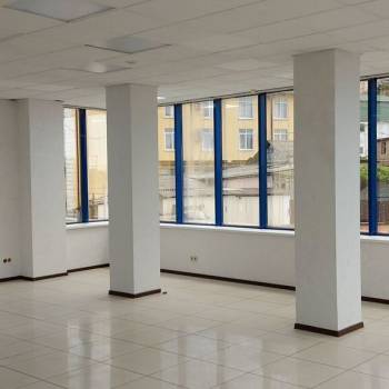 Сдается Нежилое помещение, 92 м²