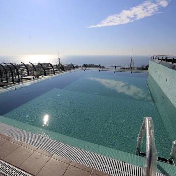 Продается 1-комнатная квартира, 49,1 м²