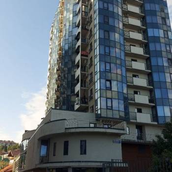 Продается 1-комнатная квартира, 49,1 м²