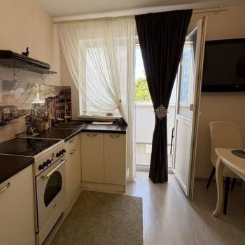 Продается 1-комнатная квартира, 38,8 м²