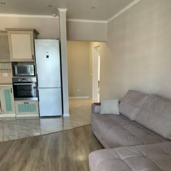 Сдается Многокомнатная квартира, 100 м²