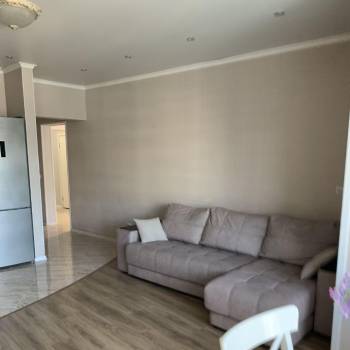 Сдается Многокомнатная квартира, 100 м²