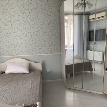 Сдается Многокомнатная квартира, 100 м²