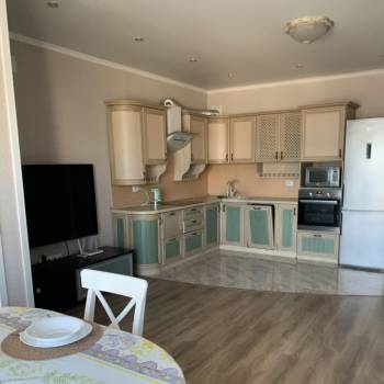 Сдается Многокомнатная квартира, 100 м²