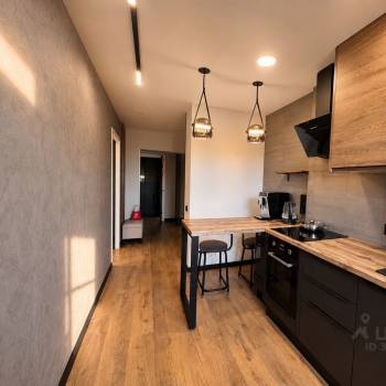 Продается 2-х комнатная квартира, 63 м²