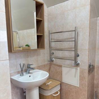 Сдается 2-х комнатная квартира, 70 м²