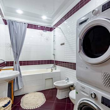 Продается Многокомнатная квартира, 120 м²