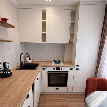 Продается 3-х комнатная квартира, 54 м²