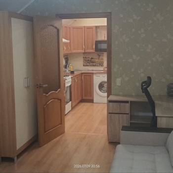 Сдается 1-комнатная квартира, 50 м²