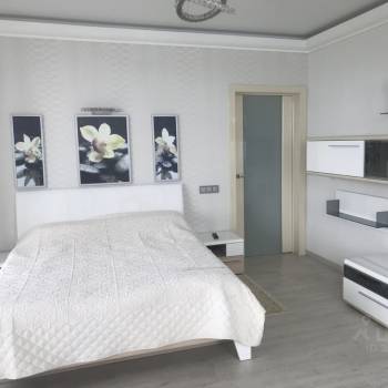 Сдается 1-комнатная квартира, 41 м²