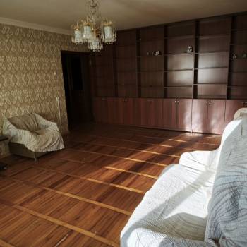 Продается Многокомнатная квартира, 84 м²