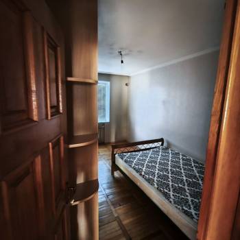 Продается Многокомнатная квартира, 84 м²