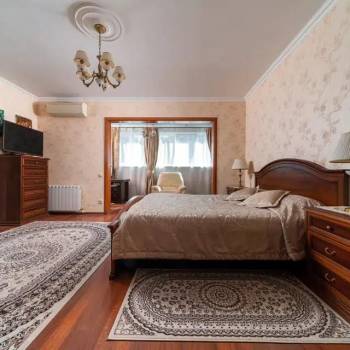Продается 3-х комнатная квартира, 173,5 м²