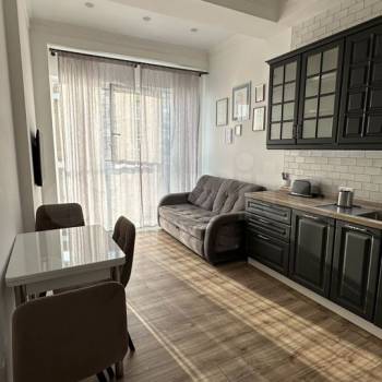 Сдается 1-комнатная квартира, 42 м²