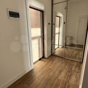 Сдается 1-комнатная квартира, 42 м²