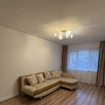 Сдается Многокомнатная квартира, 70 м²