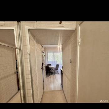 Продается 1-комнатная квартира, 36 м²