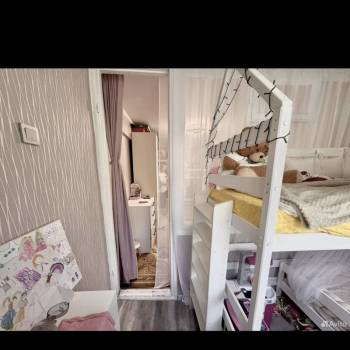 Продается 1-комнатная квартира, 36 м²