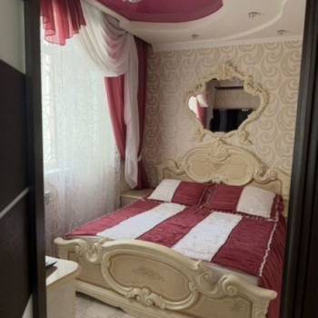 Продается 1-комнатная квартира, 43 м²