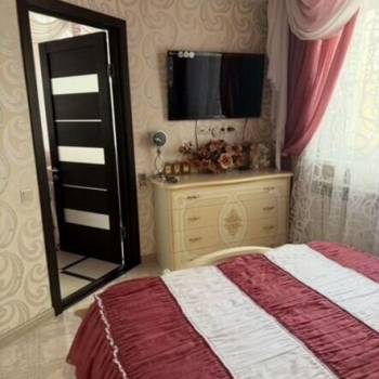 Продается 1-комнатная квартира, 43 м²