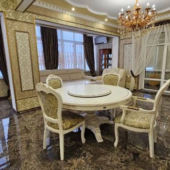Продается 3-х комнатная квартира, 125 м²
