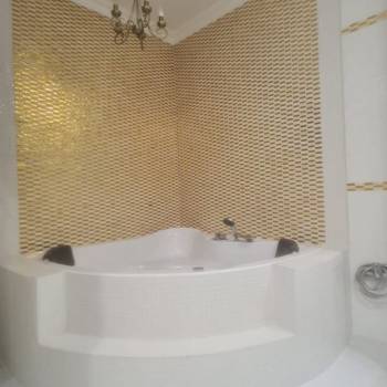 Сдается 2-х комнатная квартира, 80 м²
