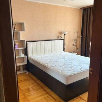 Сдается Многокомнатная квартира, 57 м²